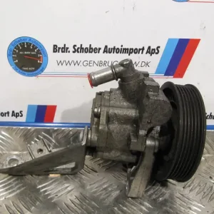 LuK SERVOPUMPE, BMW 5 E60/61 04-10 | Premium